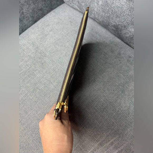 Louis Vuitton Neverfull monogram LOL pouch - Picture 6 of 6